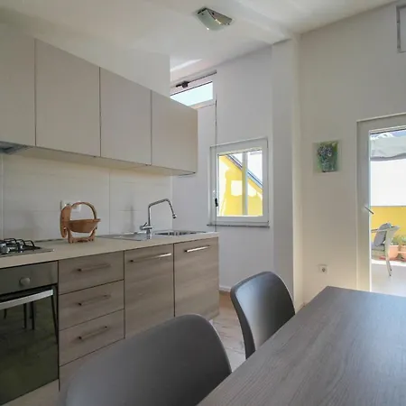 Apartment Jadranka Sain