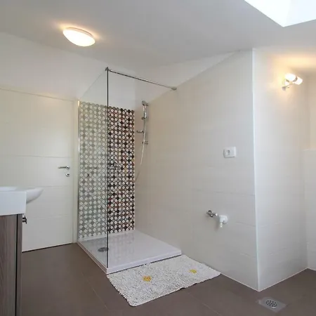 Apartment Jadranka Sain